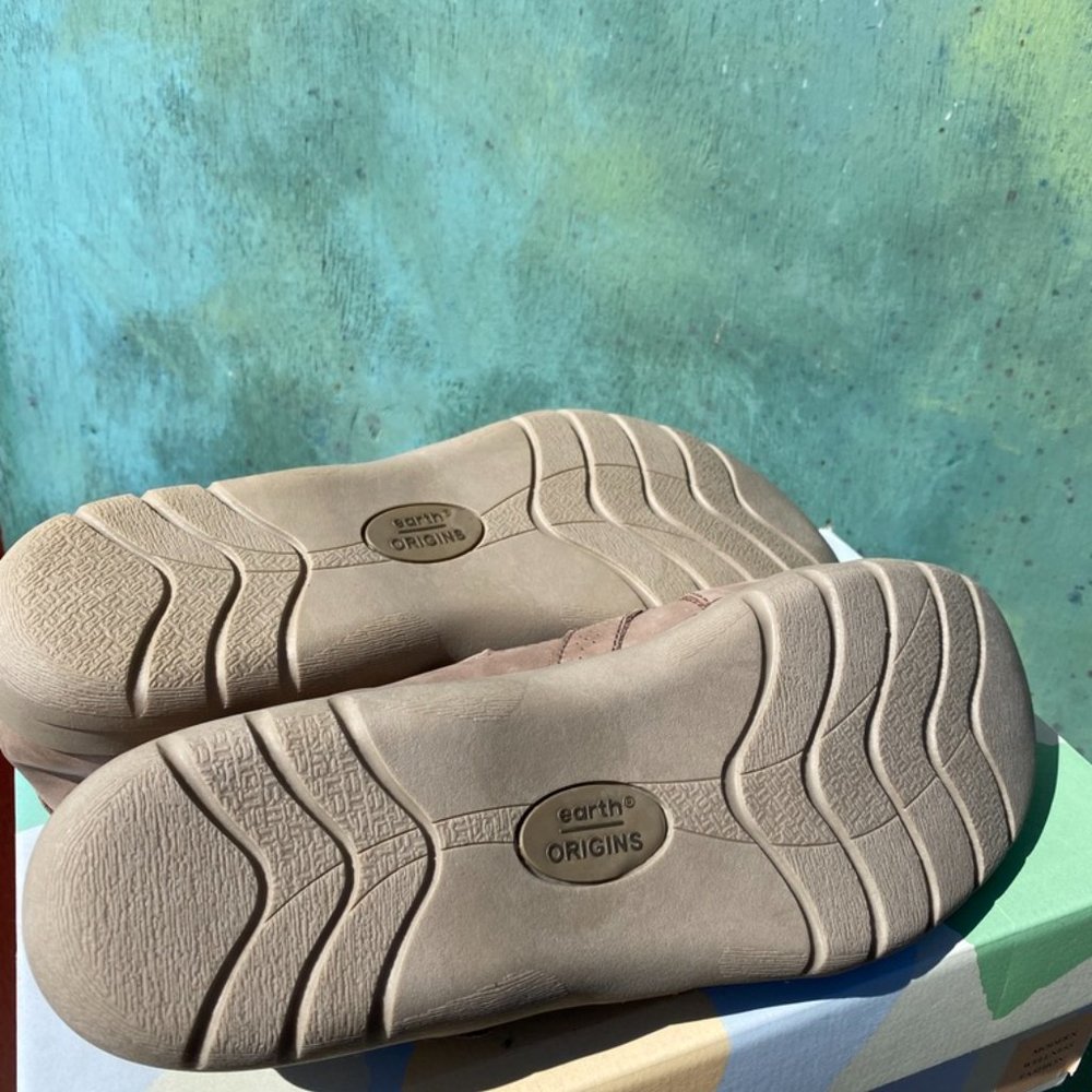 asics running shoes new